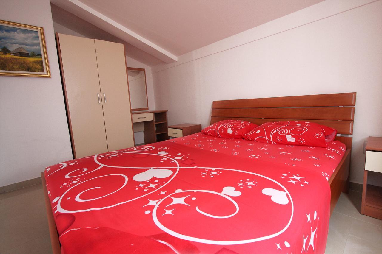 Apartmani Irena Petrovac Exterior foto